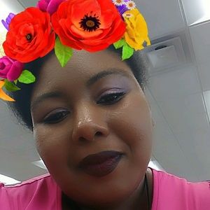 Meet your Posher, Lashanda